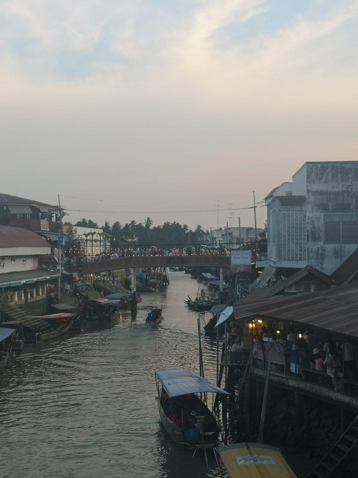 bd971034-91b5-4fcf-98dd-c6d3b38dc73b